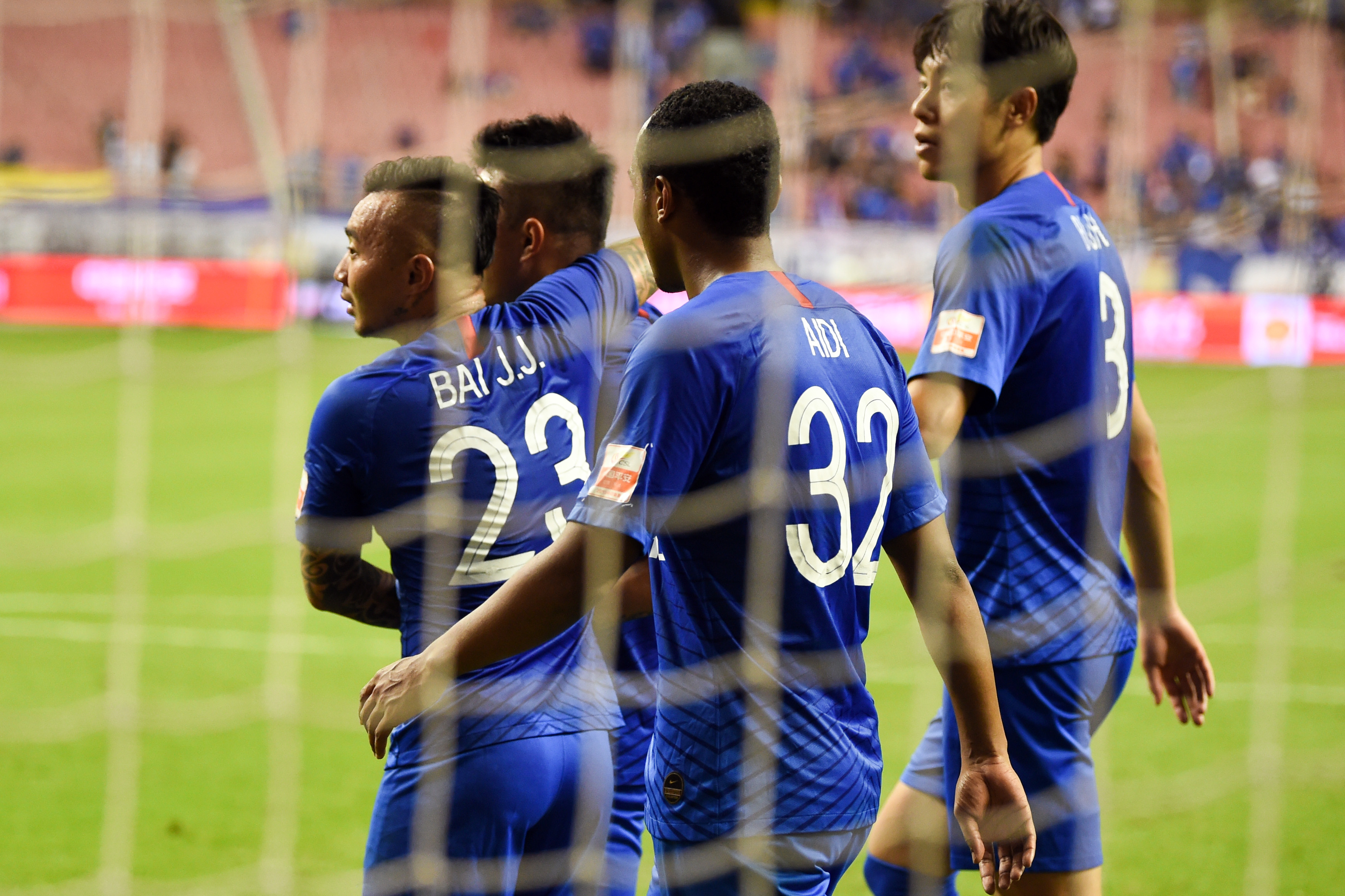 包含赛前突围战来临,浙江稠州围绕法联杯临场应变,压力陡增,赛程密集仍需轮换的词条 包含赛前突围战来临,浙江稠州围绕法联杯临场应变,压力陡增,赛程密集仍需轮换的词条