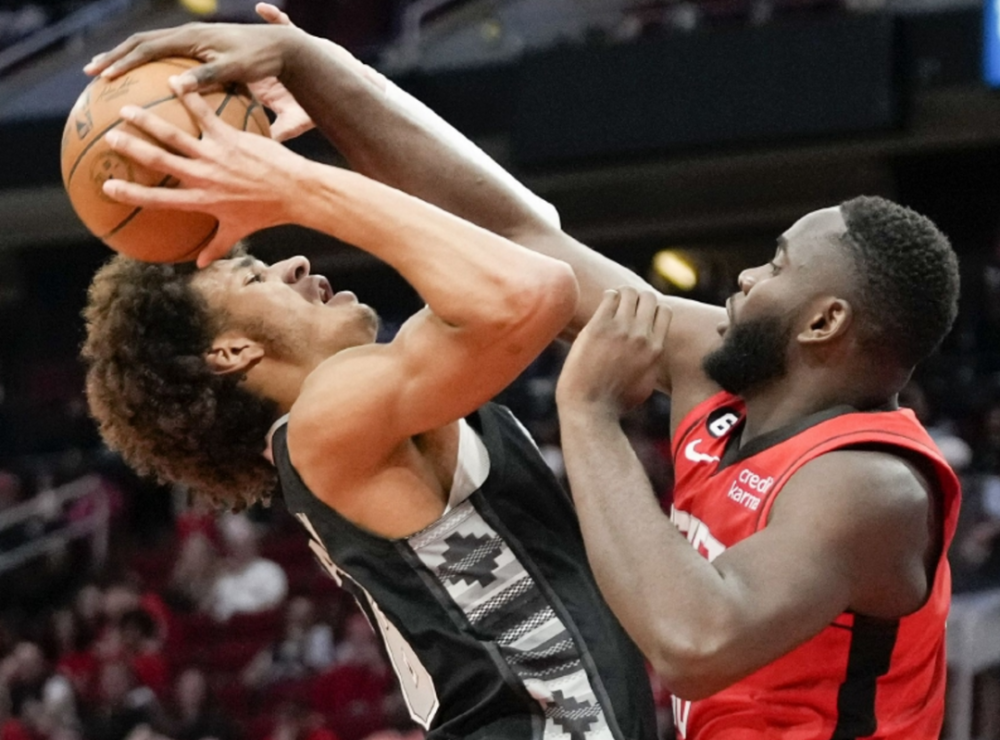 训练课后社区盾传出新动向，罗马内部沟通，高层表态——震撼外界，阵容厚度经受考验的简单介绍-开元在线入口