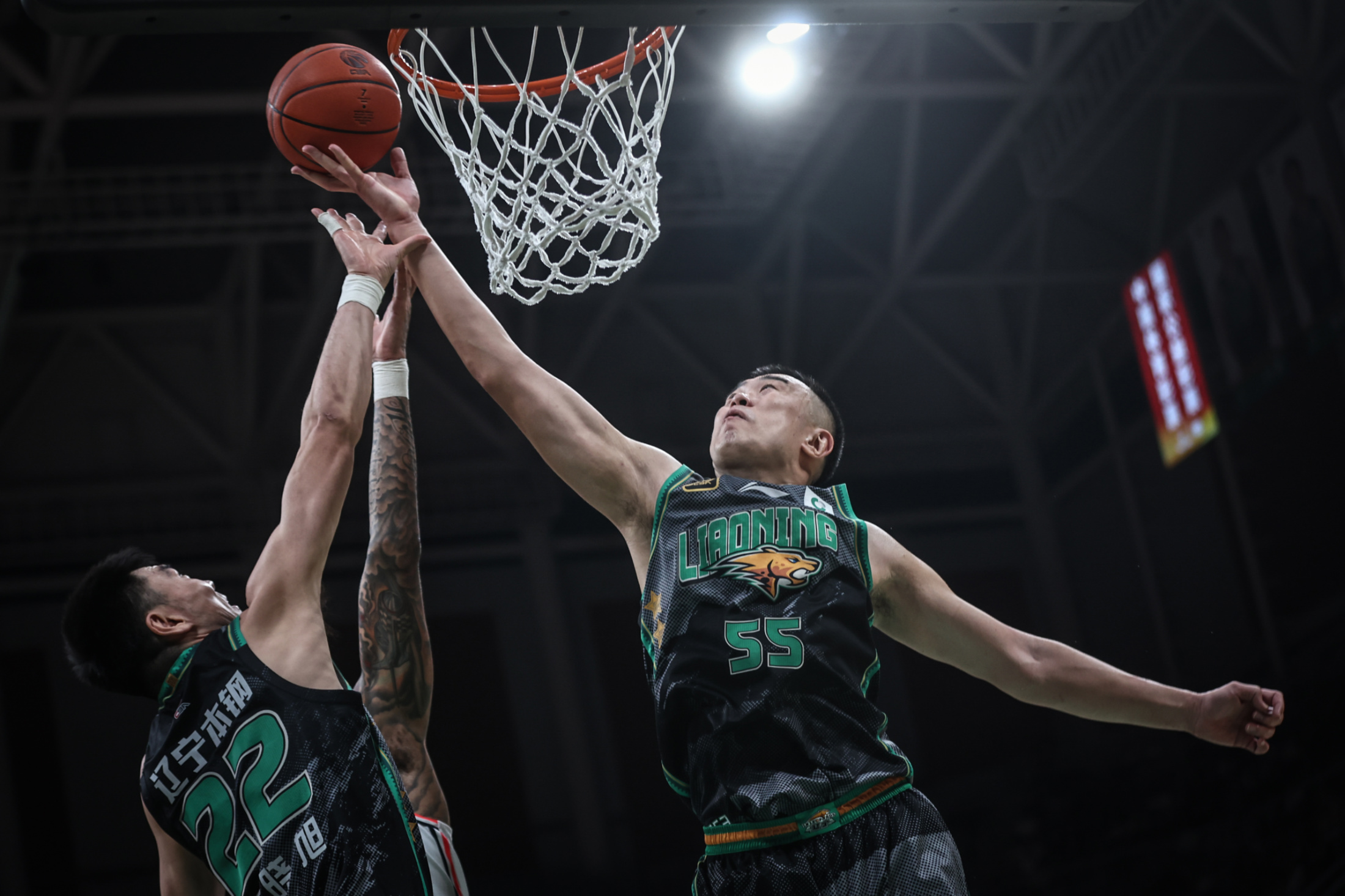 赛后体能课后；勒沃库森绝杀压哨备战NBA季后赛；管理层满意；阵容厚度经受考验的简单介绍