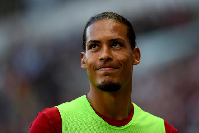 今晚社区盾焦点战；西汉姆止住颓势；引发热议；控场能力受关注的简单介绍